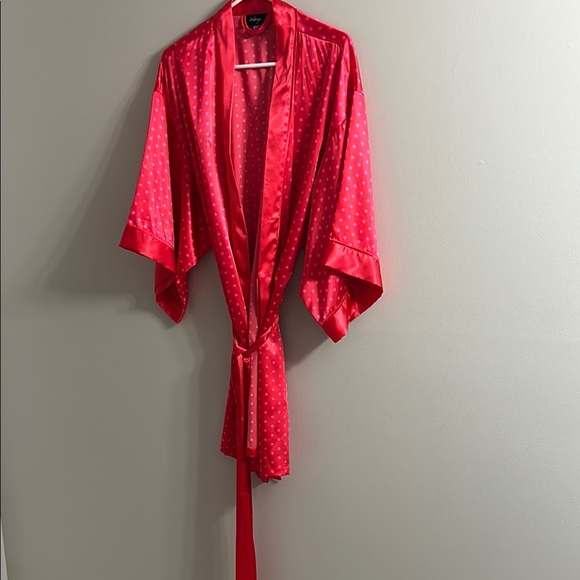 La SENZA Red Satin Robe - Picture 1 of 9
